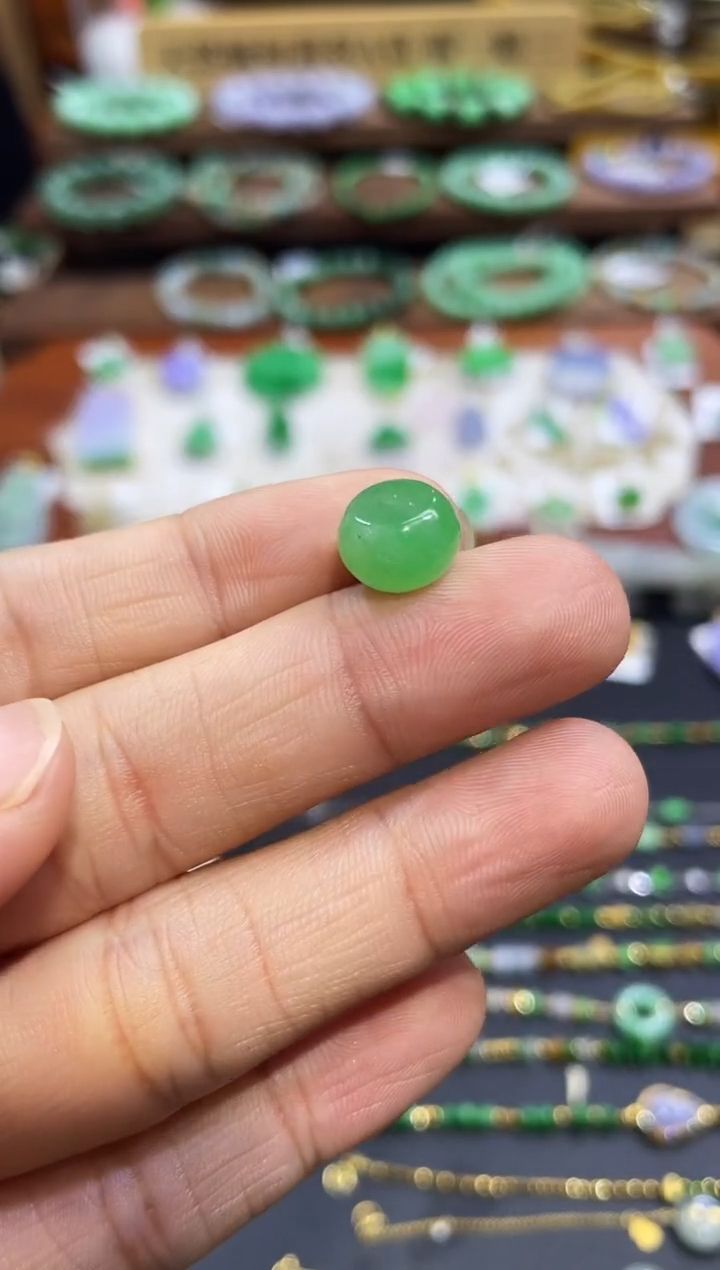 颈饰未镶嵌翡翠?****?假一赔三