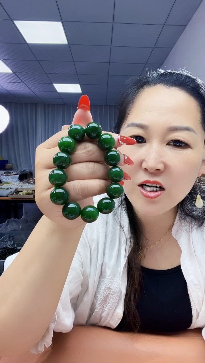 手串未镶嵌和田玉纯天然和田玉俄7碧老坑菠菜绿16