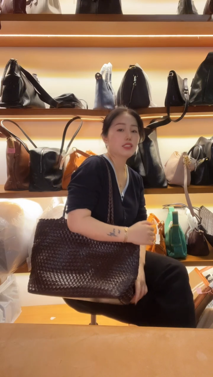 牛皮（革）珊瑚店清斜挎包真皮包时尚百搭包包