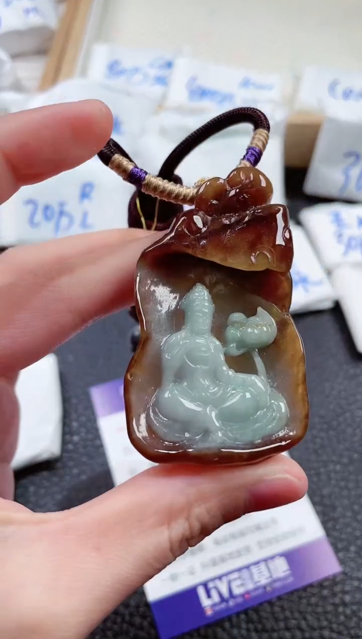 【闪购商品】翡翠颈饰未镶嵌00001580观音