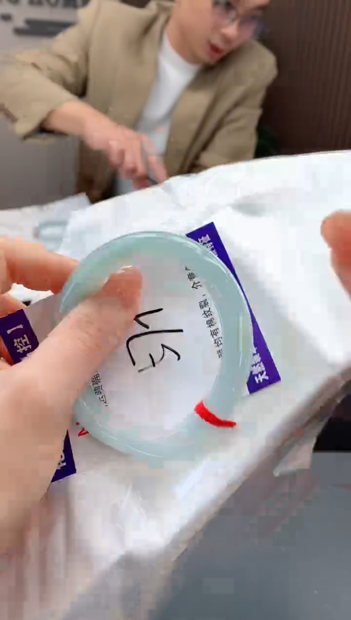 【闪购商品】翡翠手镯未镶嵌天然缅甸A货翡翠