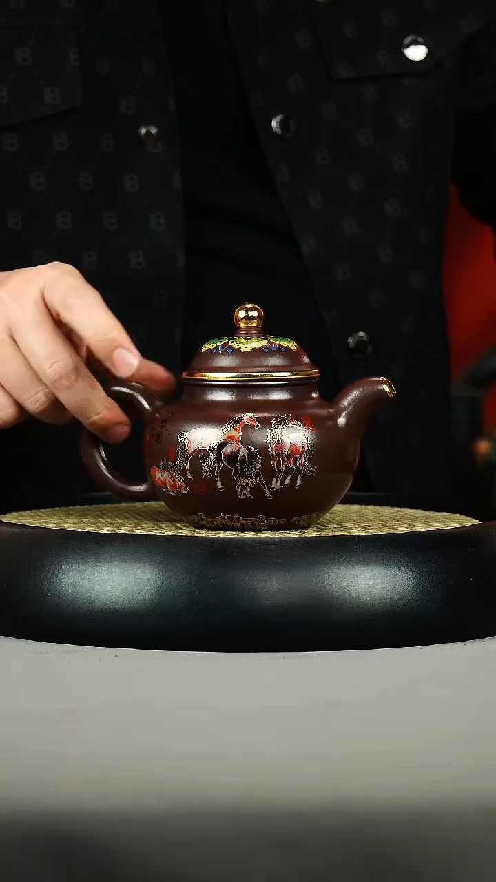 茶壶紫砂初*石红 掇球 珐琅彩 八骏图