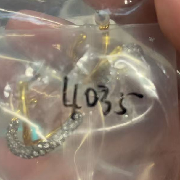 合金合成锆石耳饰 1h4035简简单单的一个耳钉