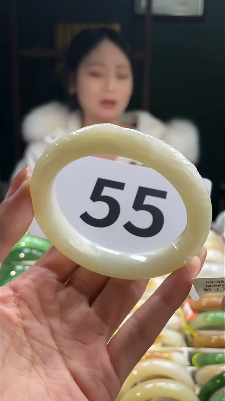 定制和田玉和田玉手镯
