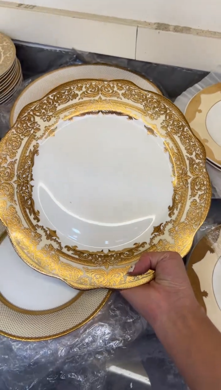 瓷片11寸平盘孤品微瑕