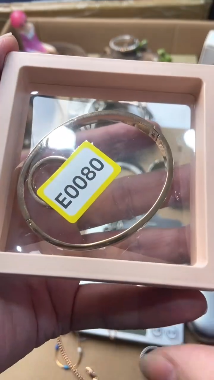 【闪购商品】瓷片四季故事杂货铺秀秀的小铺