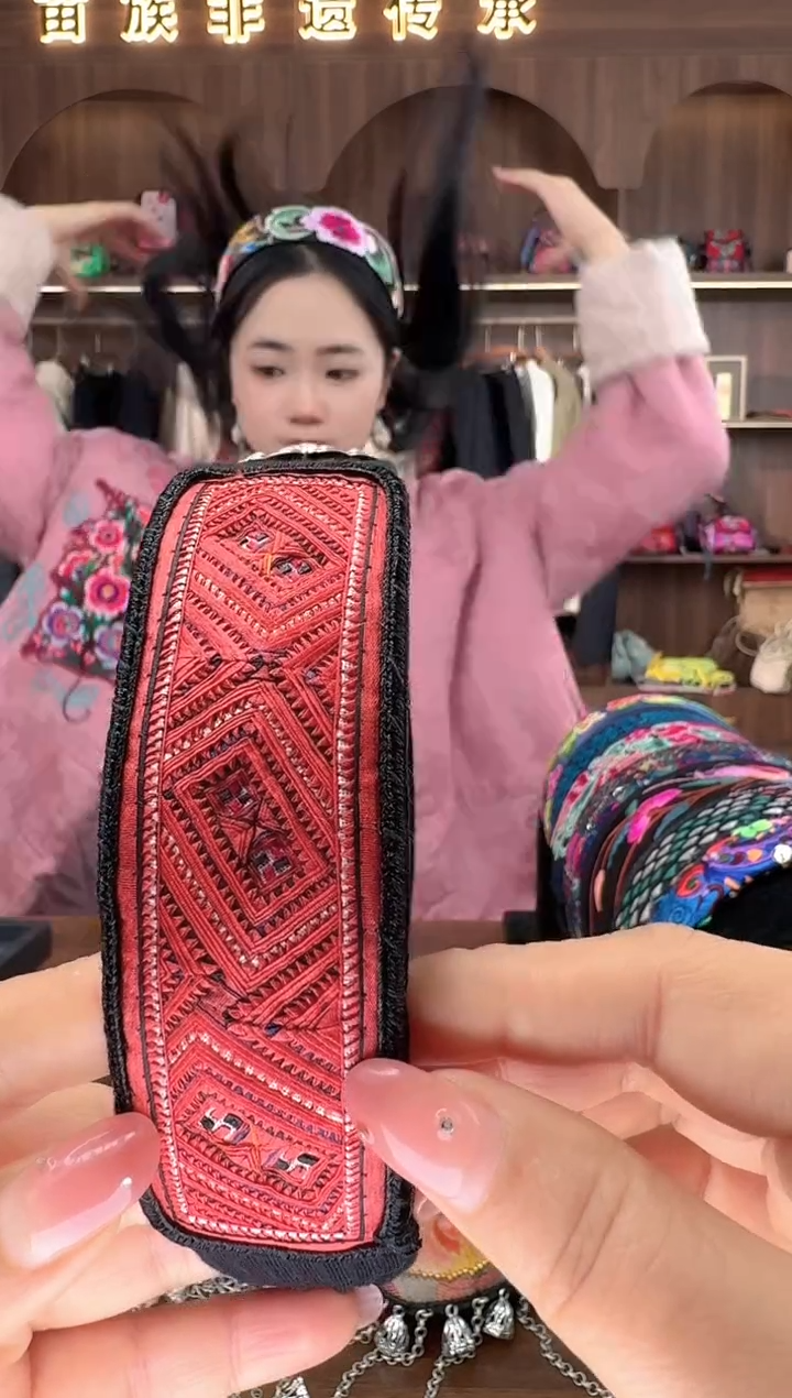 刺绣扶光苗绣传承L52