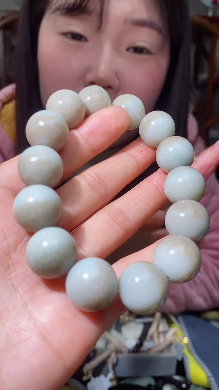 【闪购商品】和田玉手串未镶嵌卡