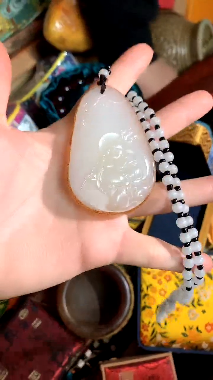 【闪购商品】和田玉（子料）吊坠(赠链)未镶嵌德诚精品专属摆件