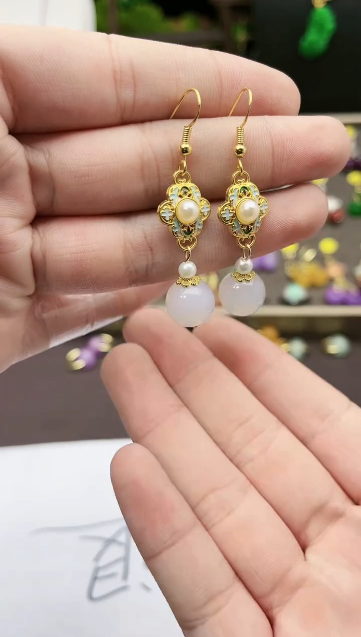 【闪购商品】玛瑙/玉髓耳钉银S925镶嵌325000