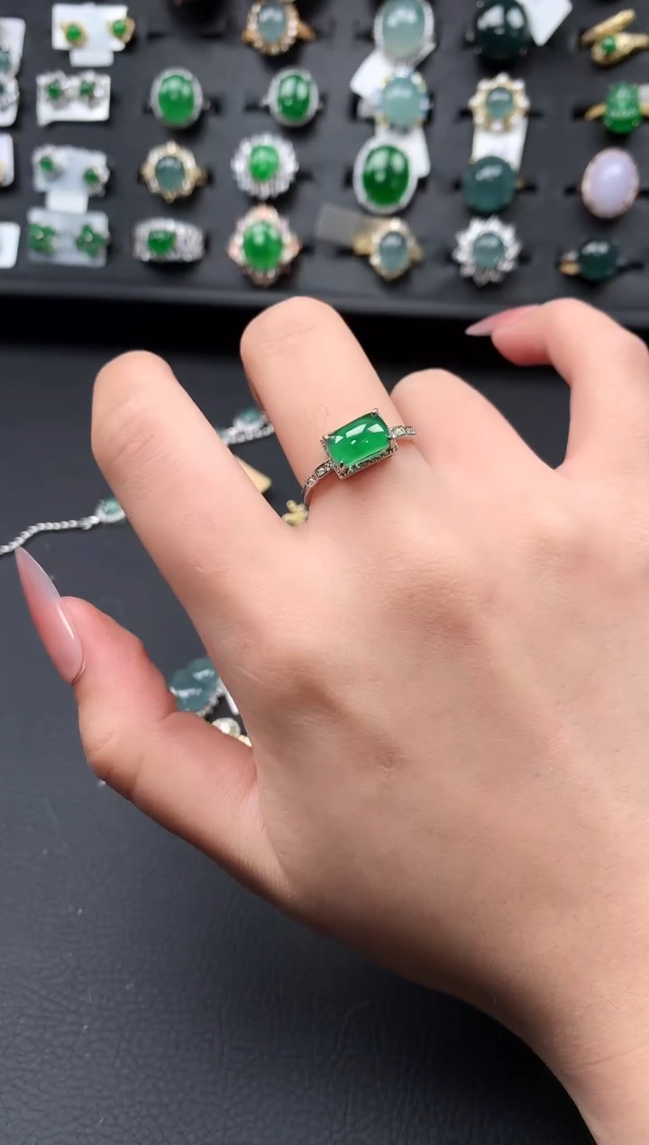 【闪购商品】翡翠戒指银S925镶嵌523325