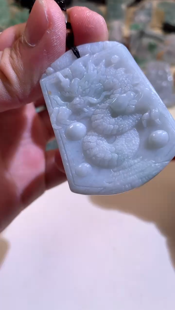 【闪购商品】翡翠颈饰未镶嵌01/13/181