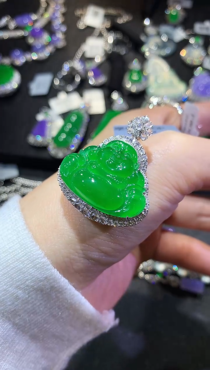 【闪购商品】翡翠吊坠(不含链)18K金镶嵌118-佛公