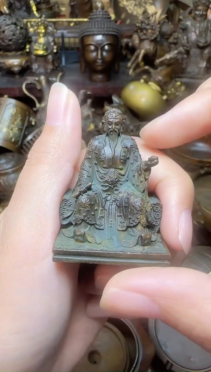铜器摆件铜器摆件
