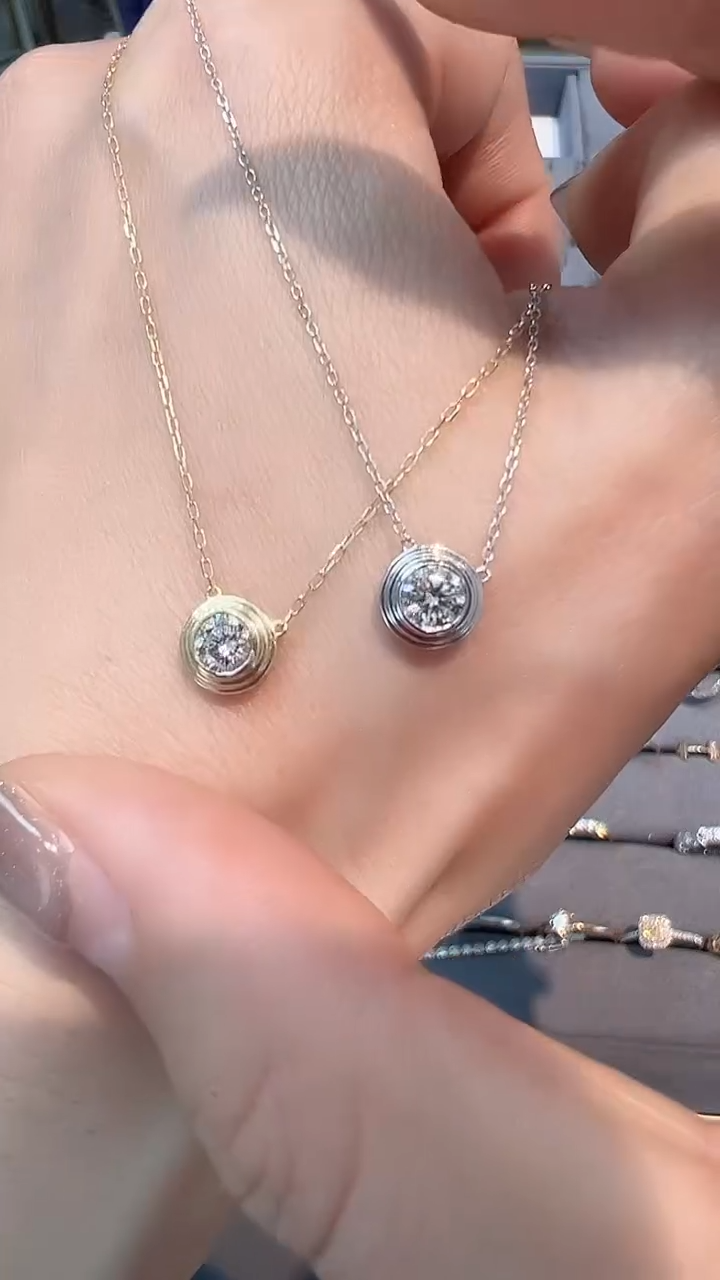 【闪购商品】钻石项链18K金镶嵌项链多样性发一