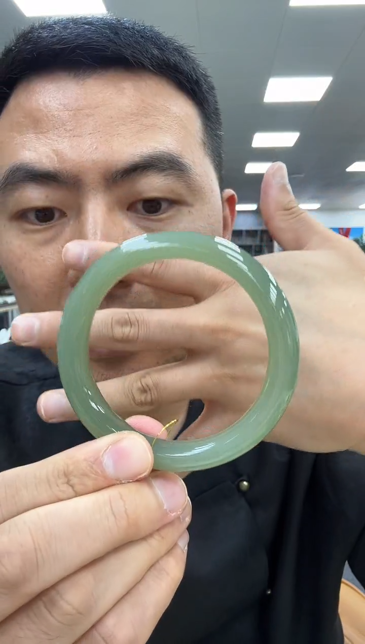 和田玉手镯未镶嵌59  007山流水