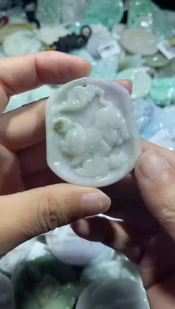 【闪购商品】翡翠颈饰未镶嵌00012020