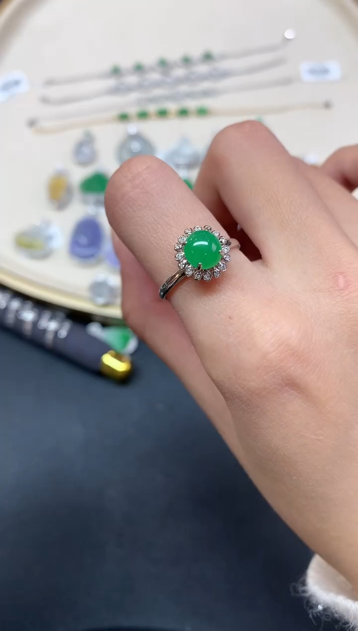 【闪购商品】翡翠戒指18K金镶嵌A202|5800