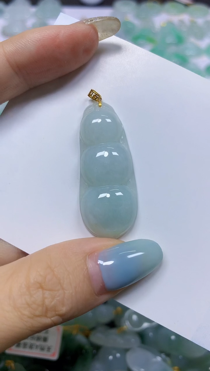 翡翠18K金镶嵌颈饰天然翡翠A货