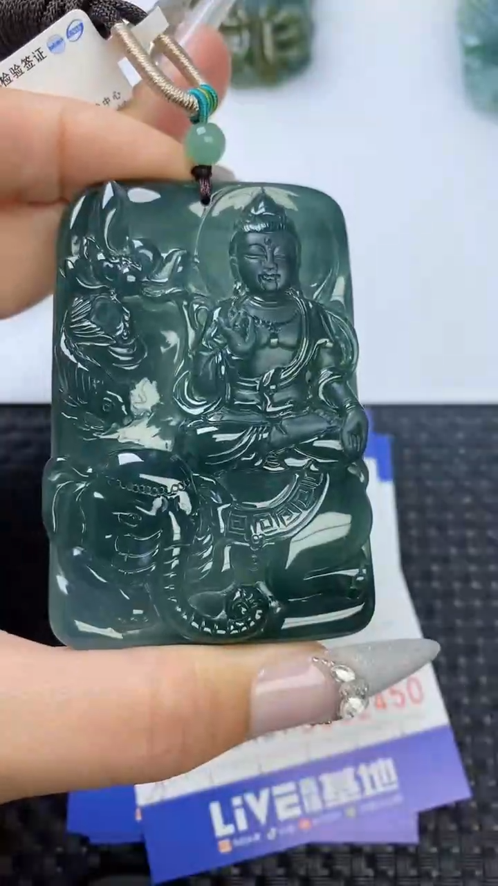 【闪购商品】翡翠颈饰未镶嵌11111111111111111