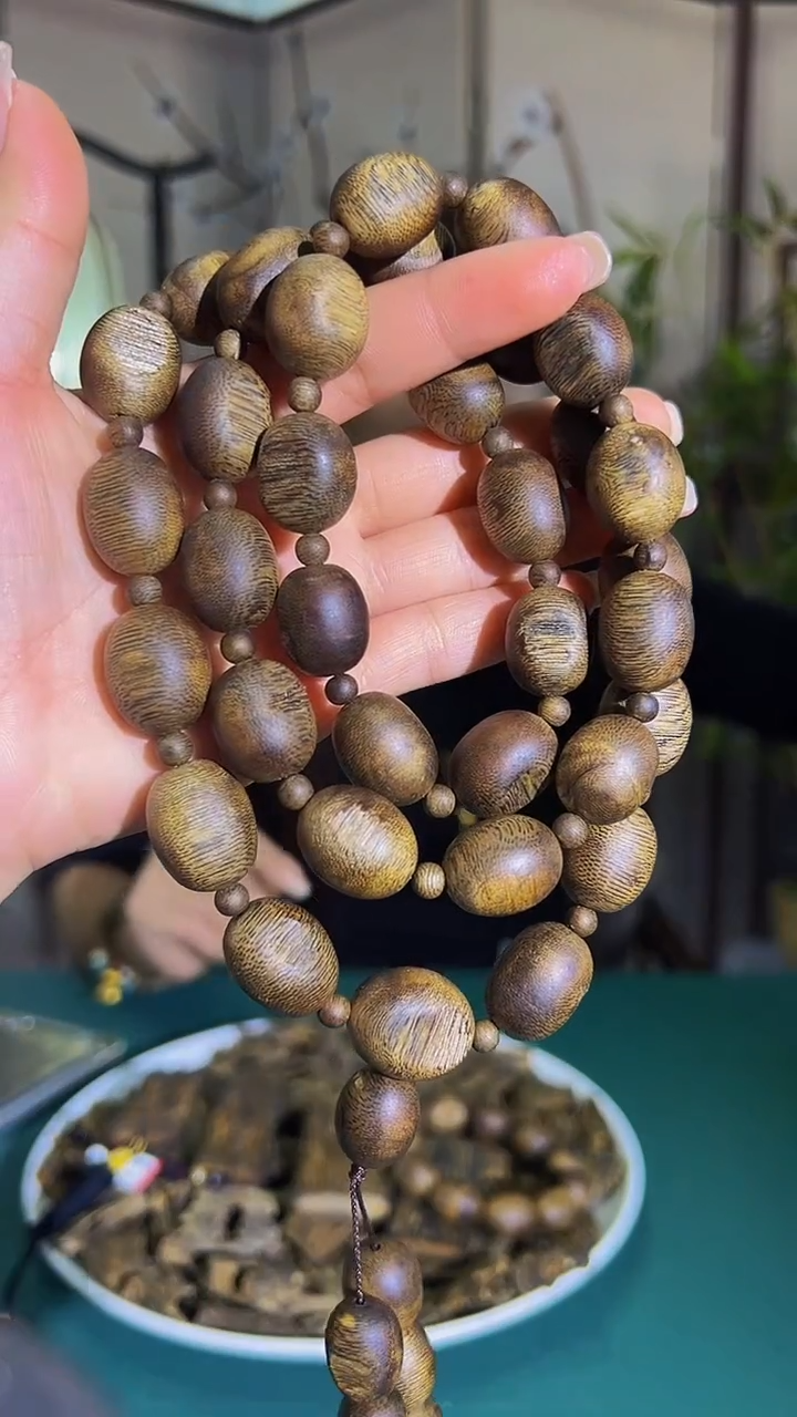 【闪购商品】沉香手串沉浮天然老料留疤多圈61