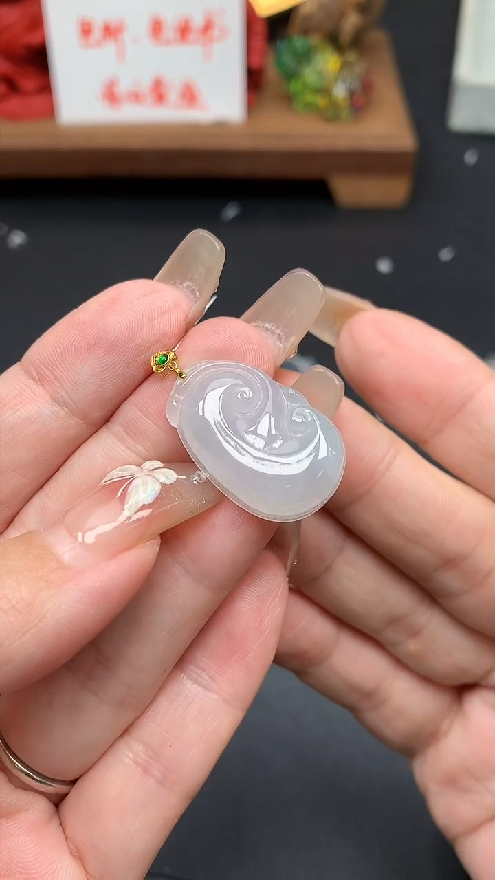 【闪购商品】翡翠吊坠(不含链)18K金镶嵌MS152798