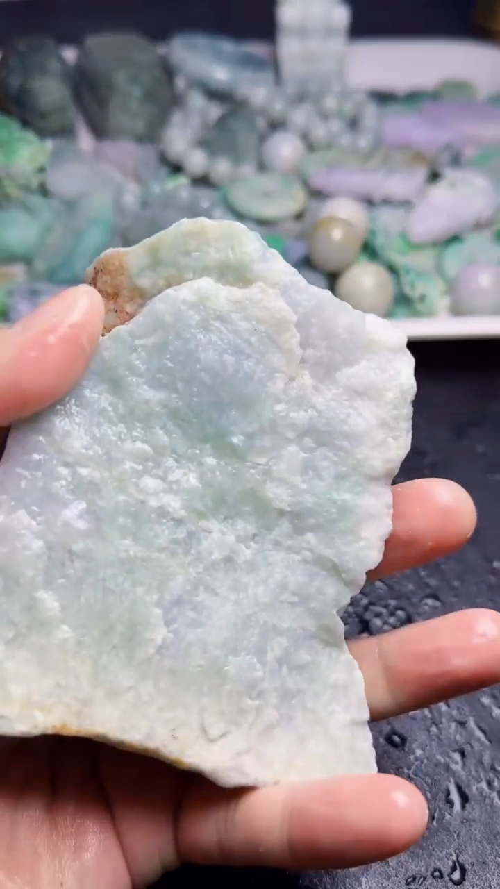 颈饰未镶嵌翡翠?257