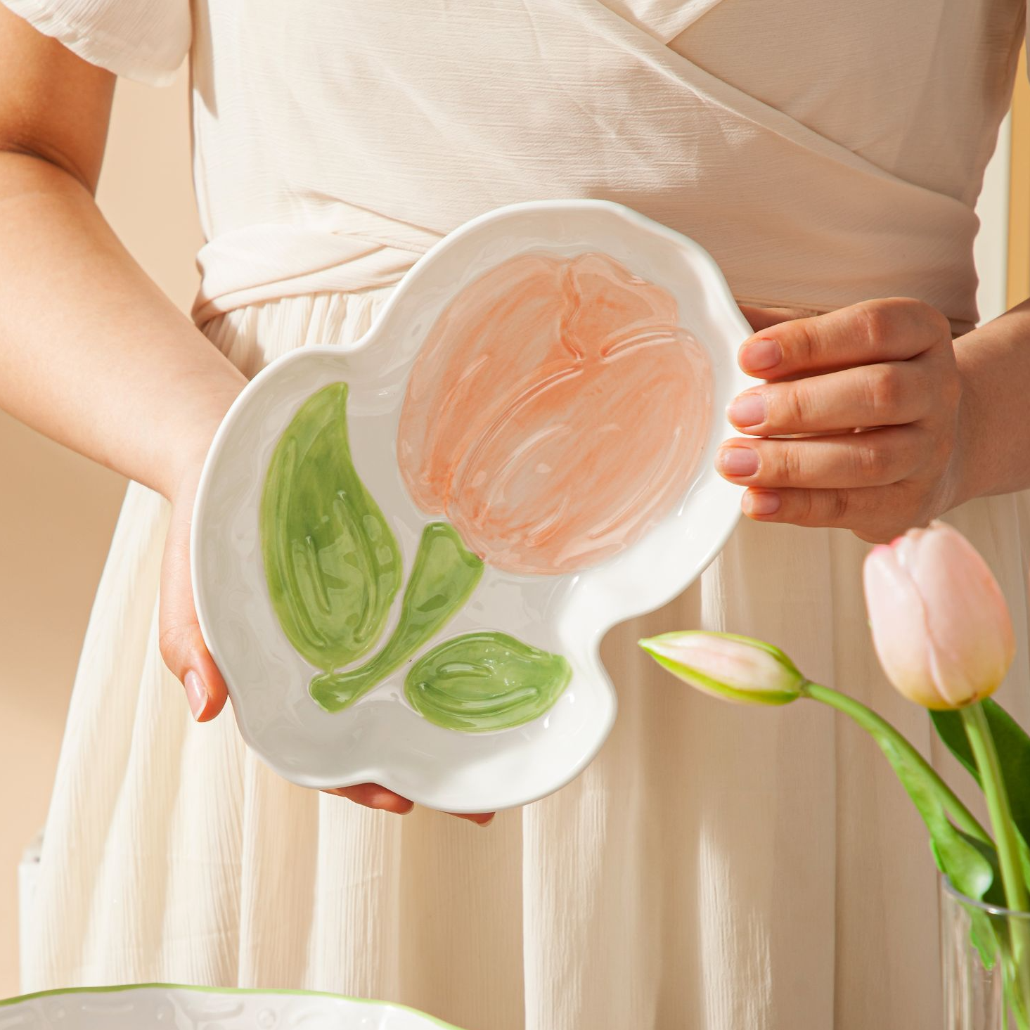 【郁见花开】8英寸小清新陶瓷釉下彩手绘造型花朵盘沙拉盘