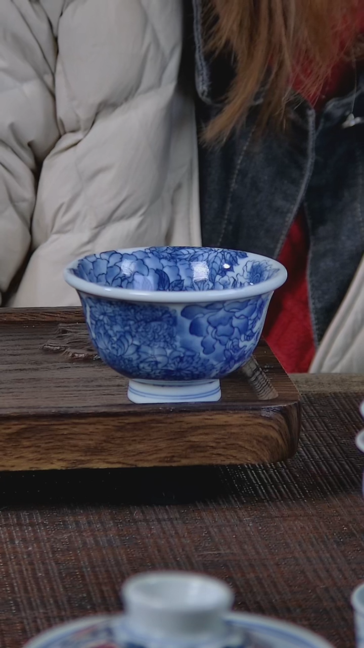 【闪购商品】折葵非器手工手绘满工万花压手杯