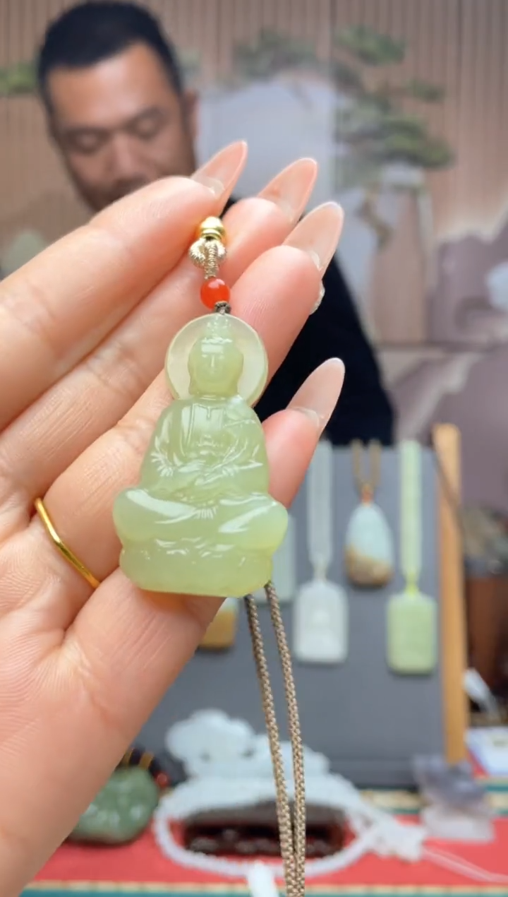 【闪购商品】和田玉颈饰未镶嵌一