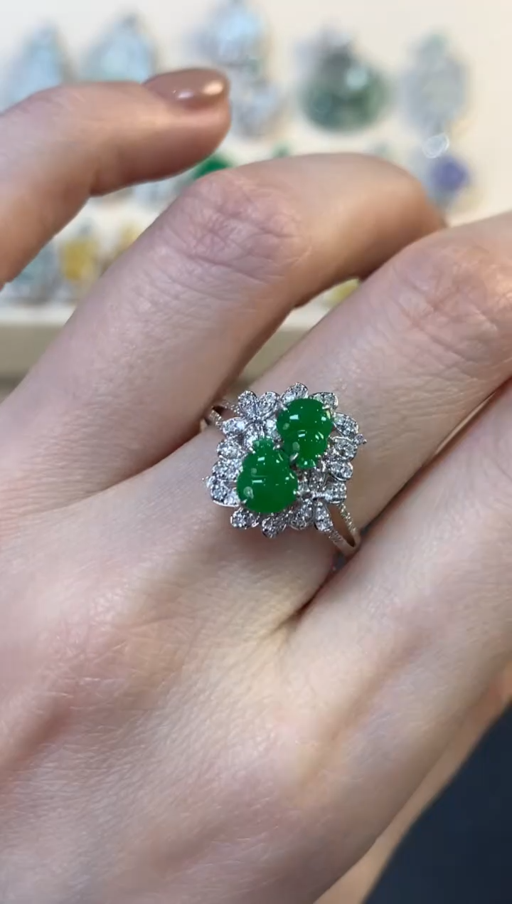 翡翠戒指18K金镶嵌葫芦戒指6800