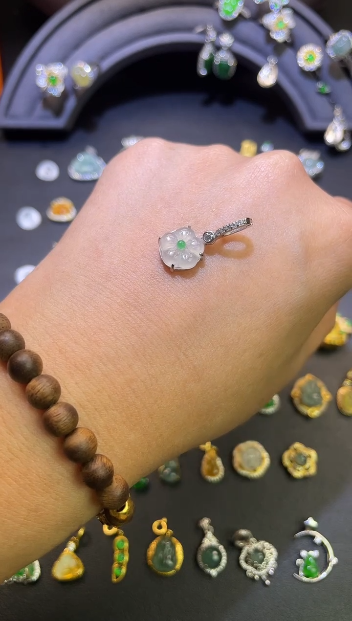 吊坠(不含链)银S925镶嵌翡翠1