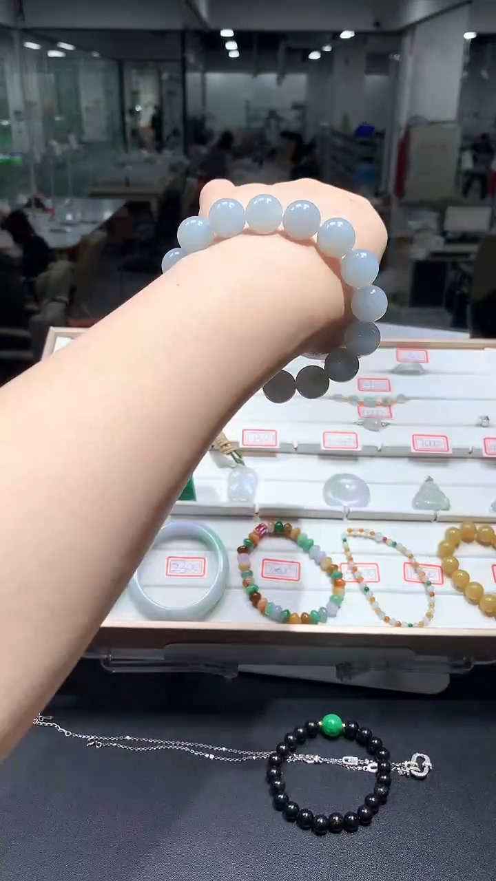 【闪购商品】翡翠未镶嵌颈饰翡翠手串|不退不换