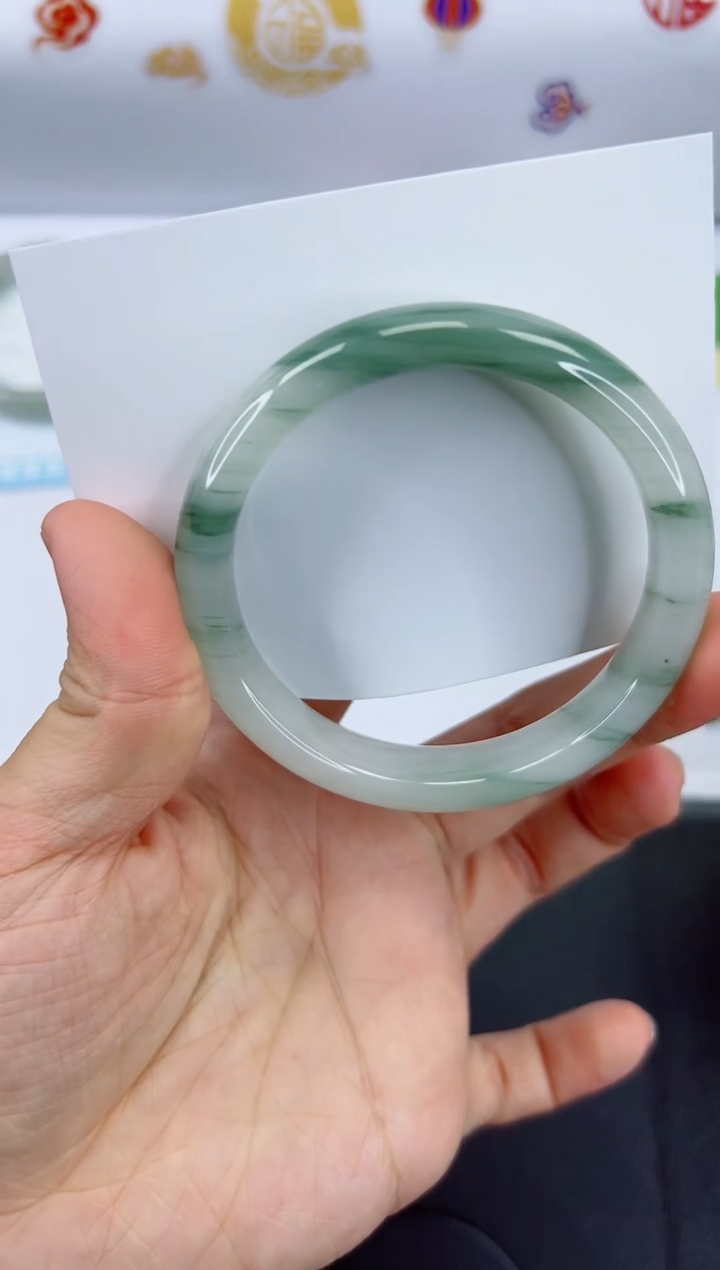 【闪购商品】石英质玉手镯未镶嵌291-58.6