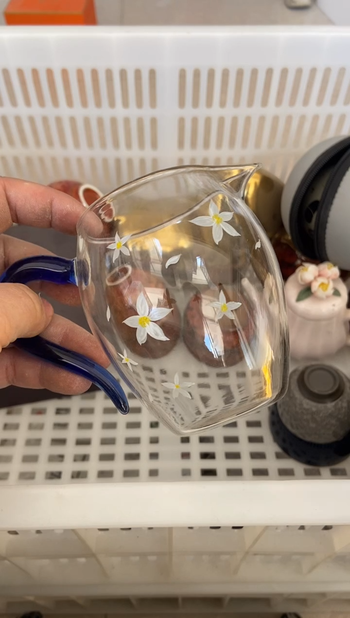 杯无运费险有瑕疵的摄影的产品有使用过的痕迹有点脏介意勿拍