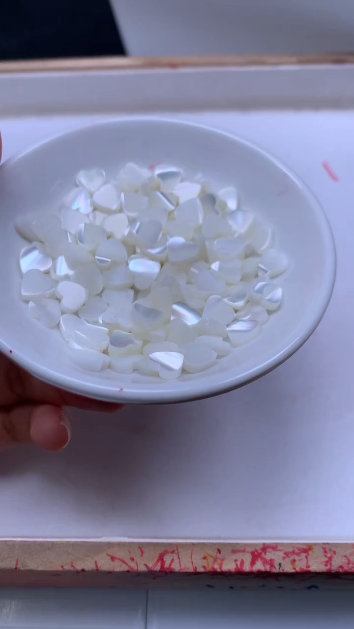 未镶嵌散珠拼合珍珠（马贝珠）A1739 珍 珠 贝爱心8*2+mm10颗9.9元