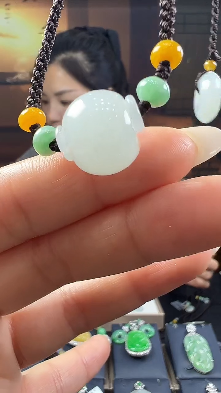 未镶嵌挂件翡翠路路通套绳