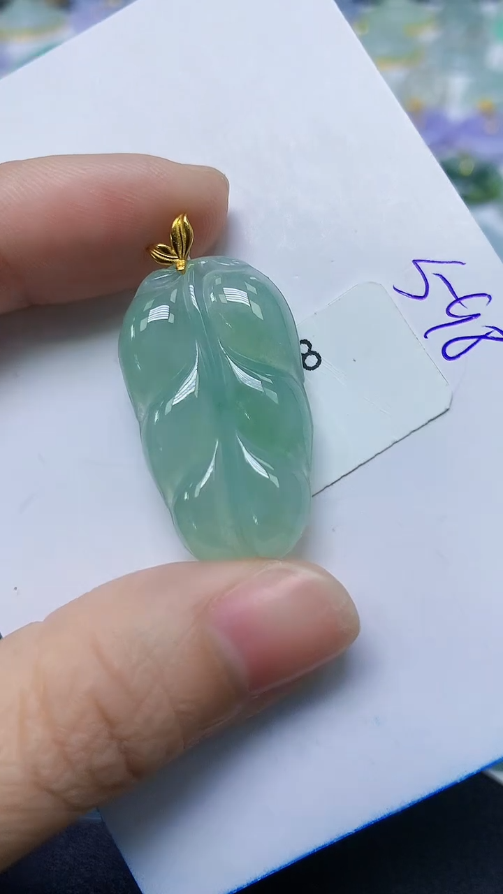翡翠18K金镶嵌颈饰天然自然緬甸A貨翡翠