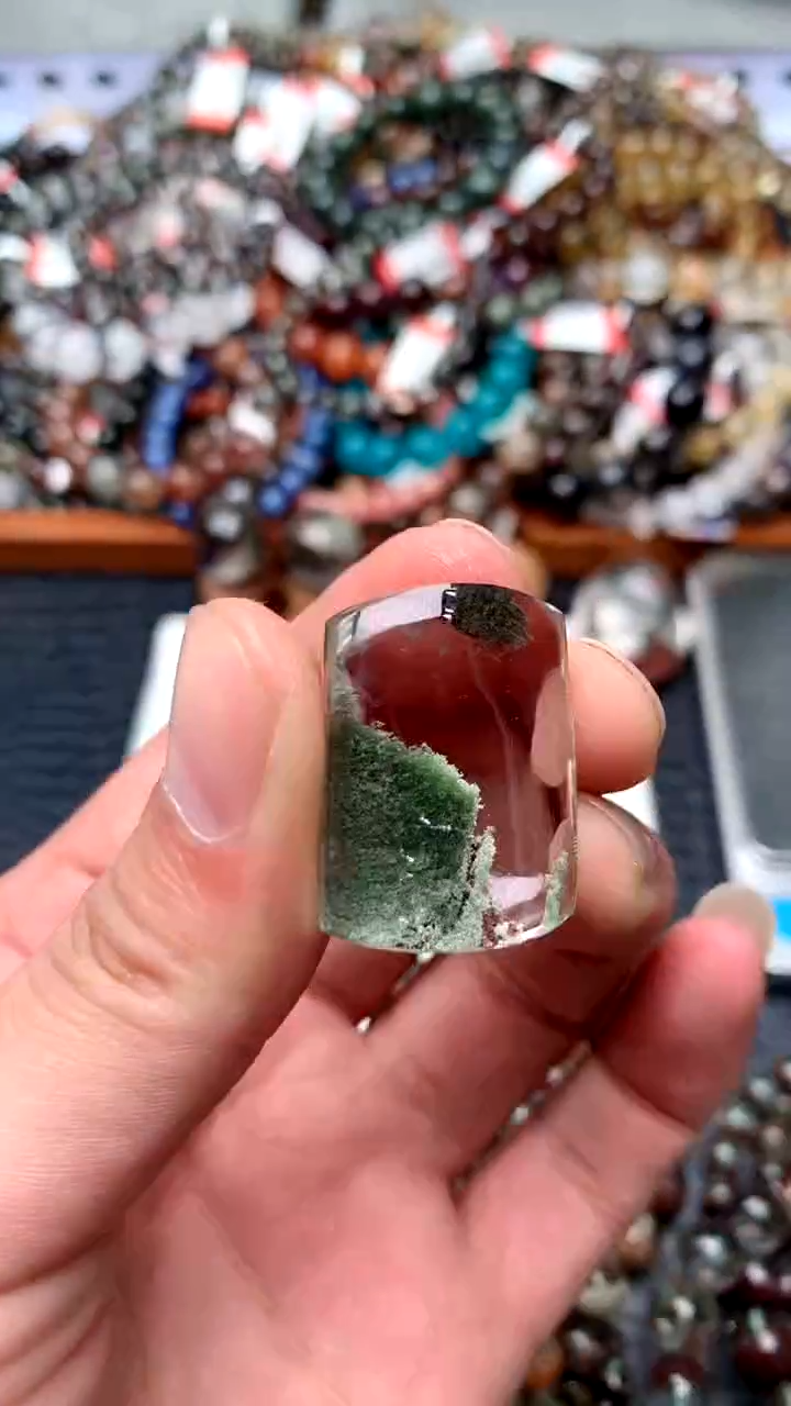 【闪购商品】水晶吊坠(赠链)未镶嵌30