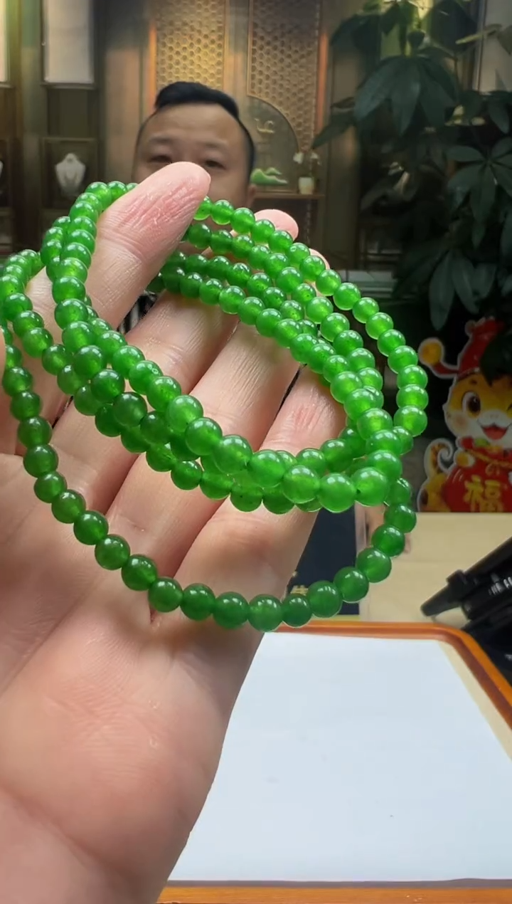 翡翠未镶嵌颈饰YY-2025-5-29-35