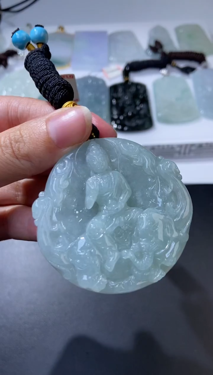 未镶嵌挂件翡翠376932   多人