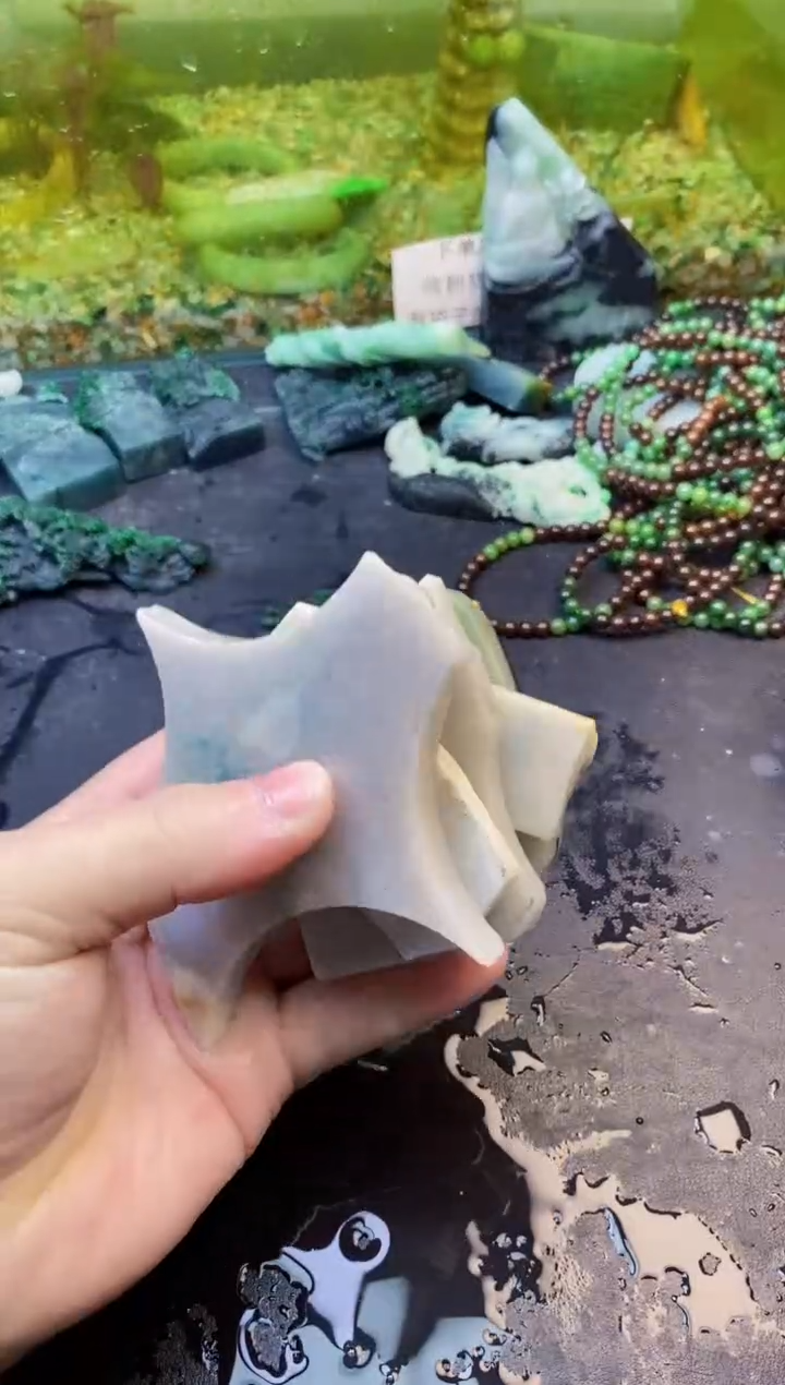 【闪购商品】翡翠颈饰未镶嵌105天然翡翠