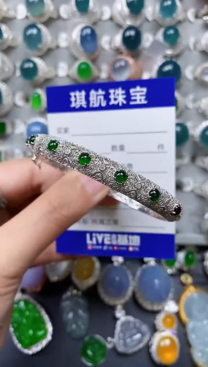 【闪购商品】翡翠手镯银S925镶嵌0119