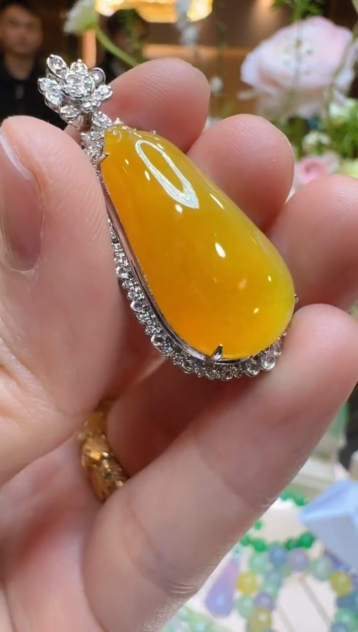 【闪购商品】翡翠吊坠(不含链)18K金镶嵌多样性团购发一件