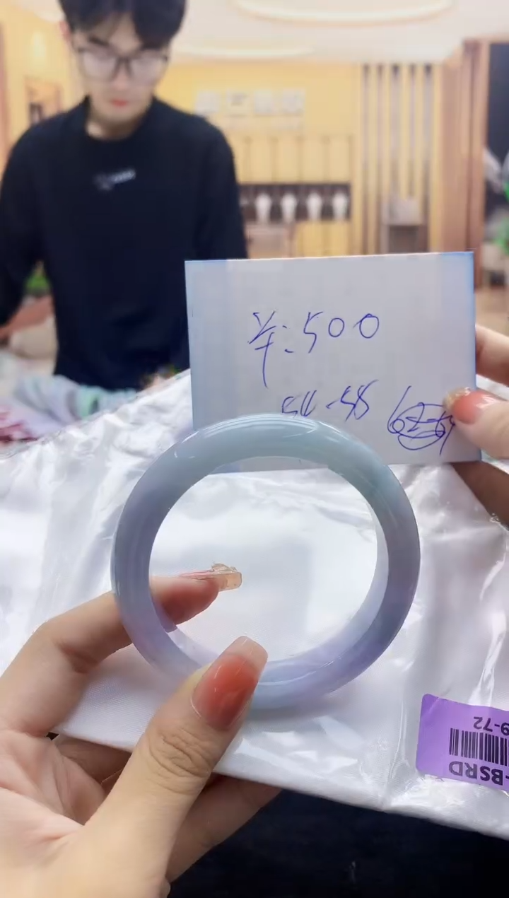 【闪购商品】翡翠手镯未镶嵌    H69-72