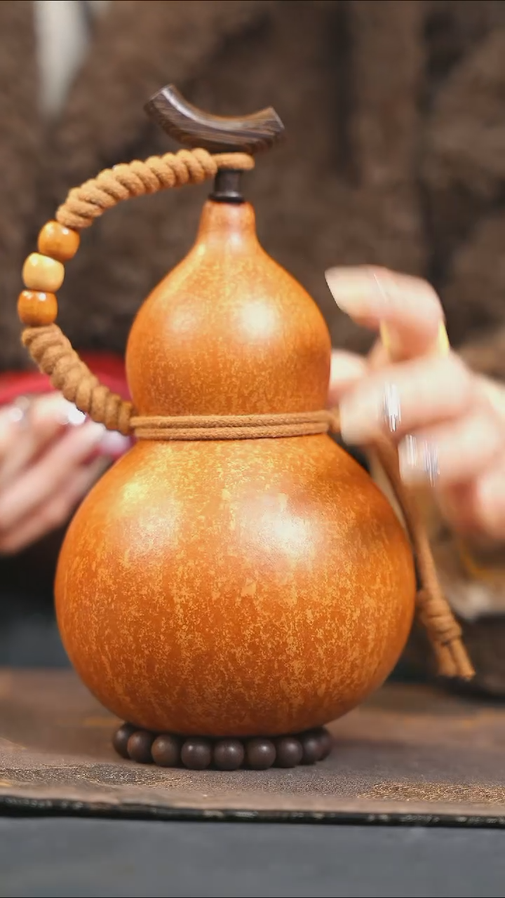 【闪购商品】XM116大漆酒葫芦不包手串及旋转底座