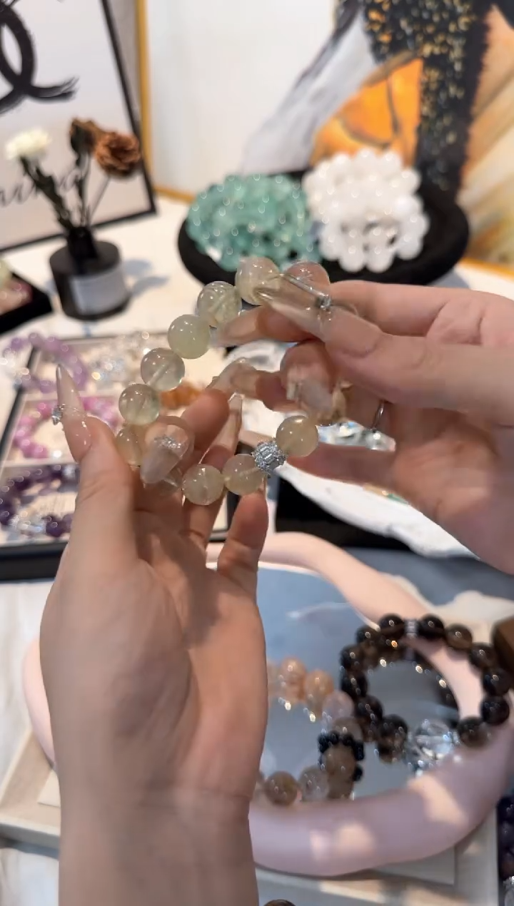 水晶手串未镶嵌柠檬黄