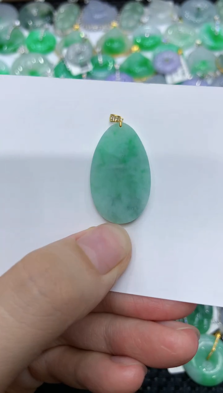 【闪购商品】翡翠颈饰18K金镶嵌11111111111