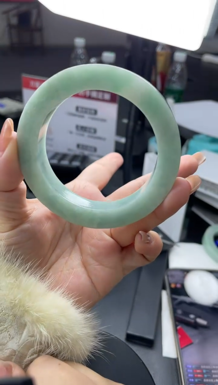 【闪购商品】定制翡翠手镯未镶嵌DDH90284