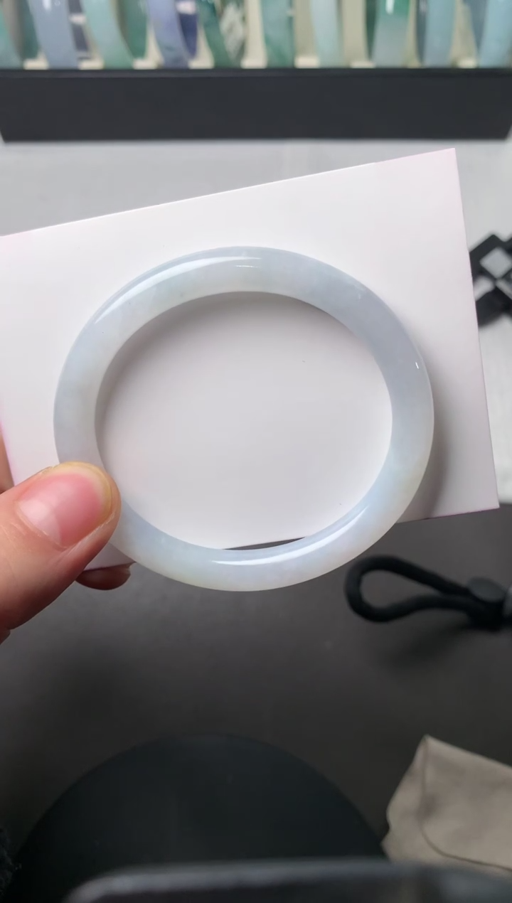 【闪购商品】翡翠手镯（贵妃镯）未镶嵌54.5*7.6*7.3